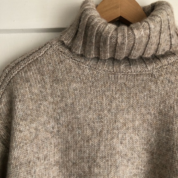 Sweater - Picture 2 of 4